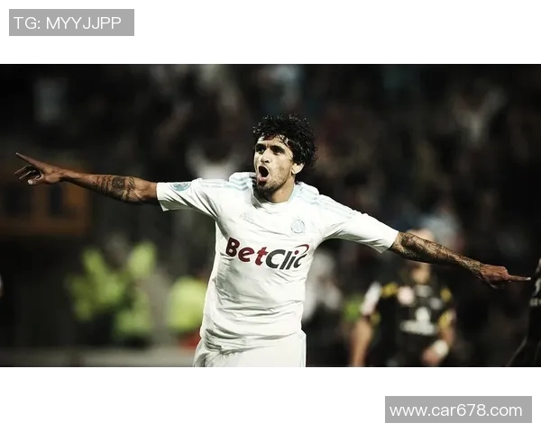 足球十号球星高清壁纸，展现传奇球员风采与精彩瞬间